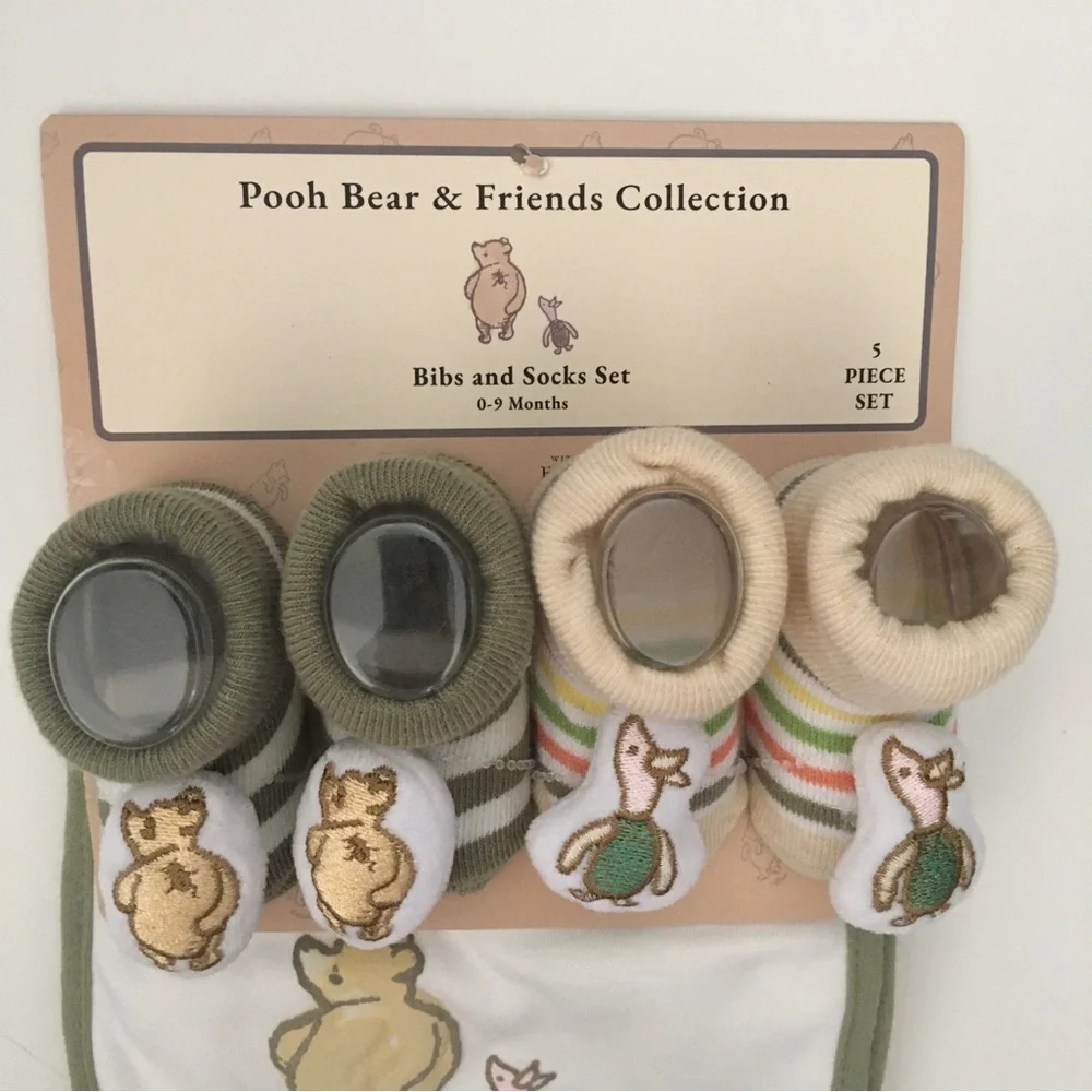 Pooh Bear & Friends Baby Bibs and Sock Set - Green/Cream 5 Pc Set NEW